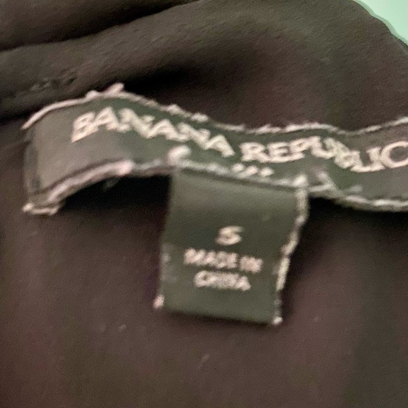 Women’s Elegant Black Sleeveless Top Size Small - Picture 6 of 6